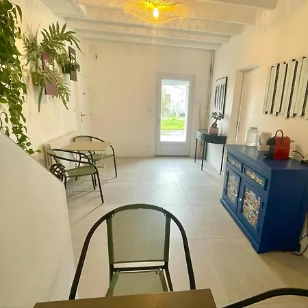 Bed & Breakfast Mieux Qu'à L'hôtel ! #2 3*