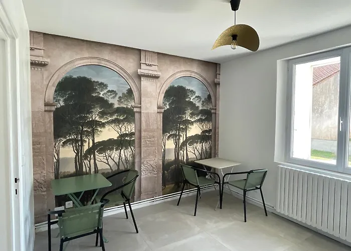 Mieux Qu'a L'hotel ! #2 Port-des-Barques